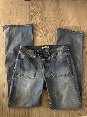 Wide Leg Women's Denim Jeans in Faded Blue